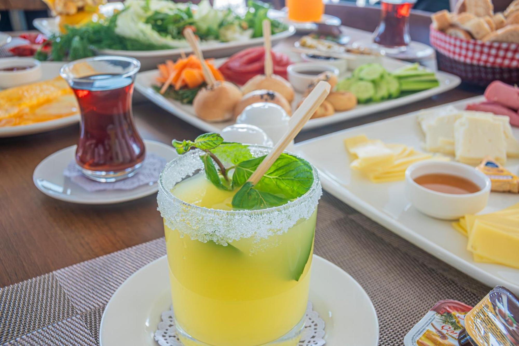 Istanbul Midpoint Hotel Екстер'єр фото