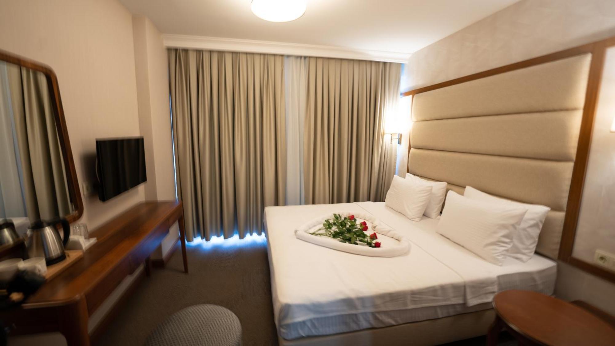 Istanbul Midpoint Hotel Екстер'єр фото